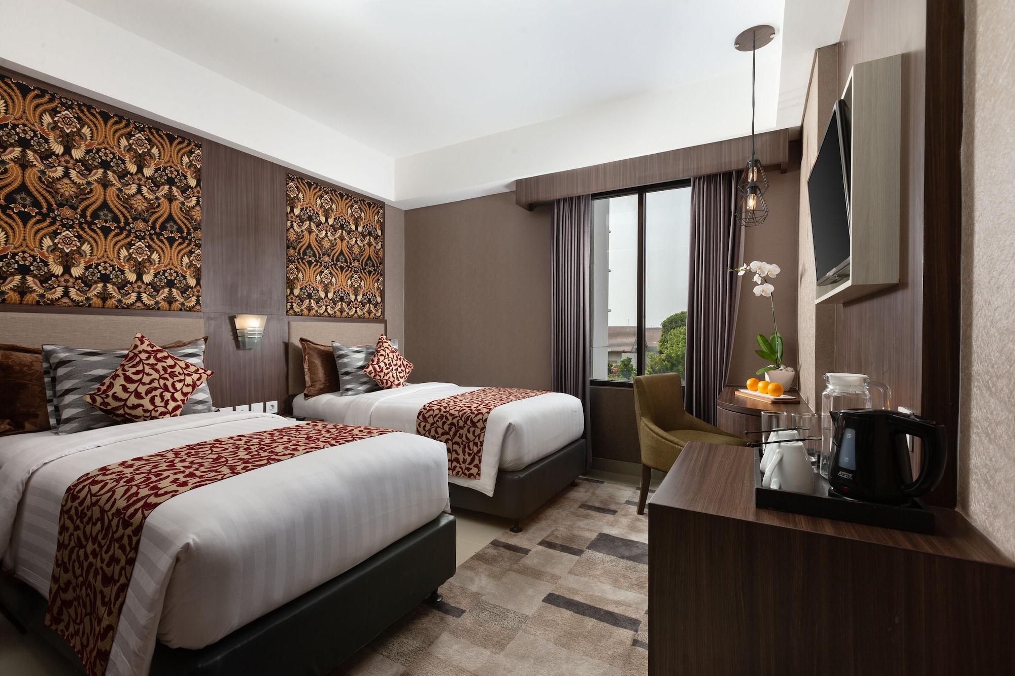 The Alana Hotel & Conference Center Malioboro Yogyakarta By Aston Exteriör bild