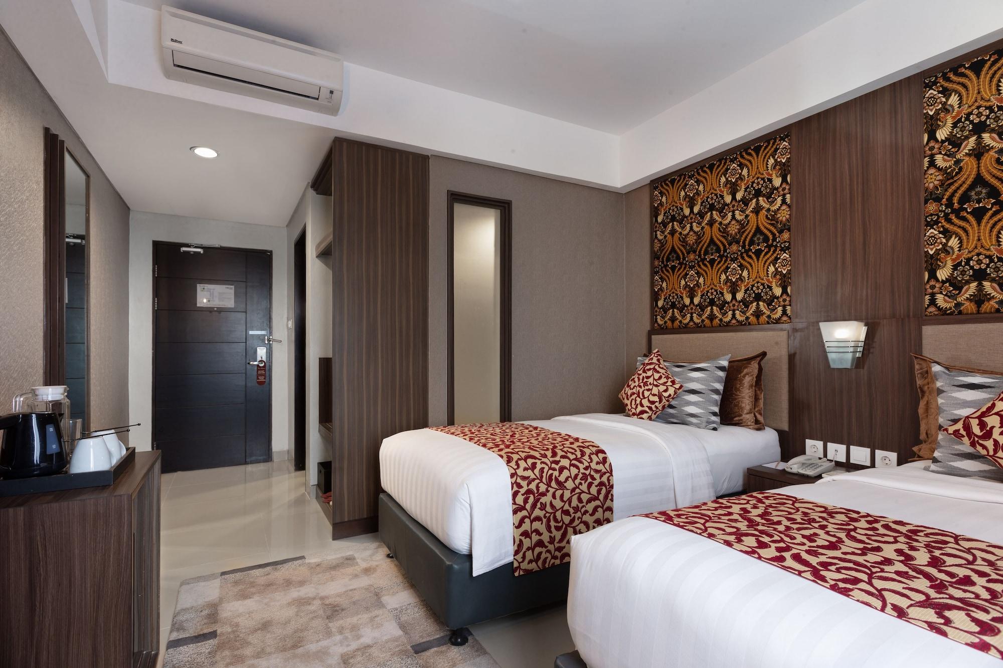 The Alana Hotel & Conference Center Malioboro Yogyakarta By Aston Exteriör bild