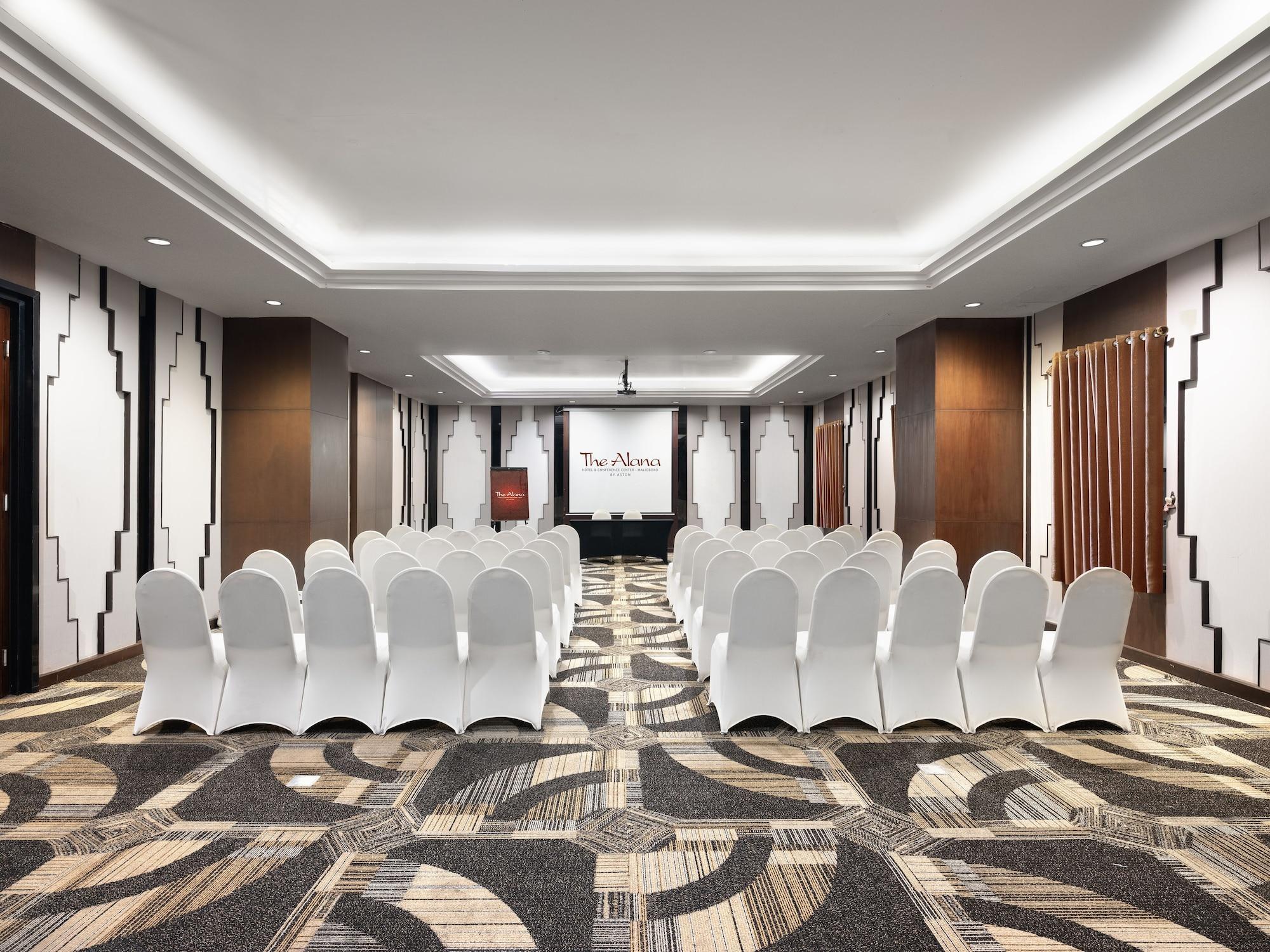 The Alana Hotel & Conference Center Malioboro Yogyakarta By Aston Exteriör bild