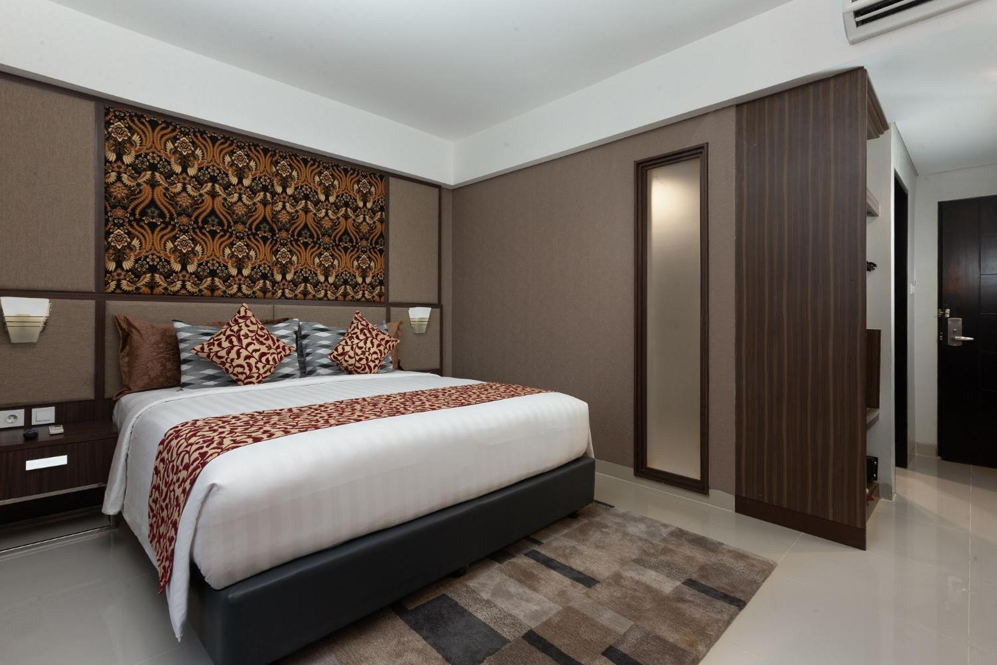 The Alana Hotel & Conference Center Malioboro Yogyakarta By Aston Exteriör bild