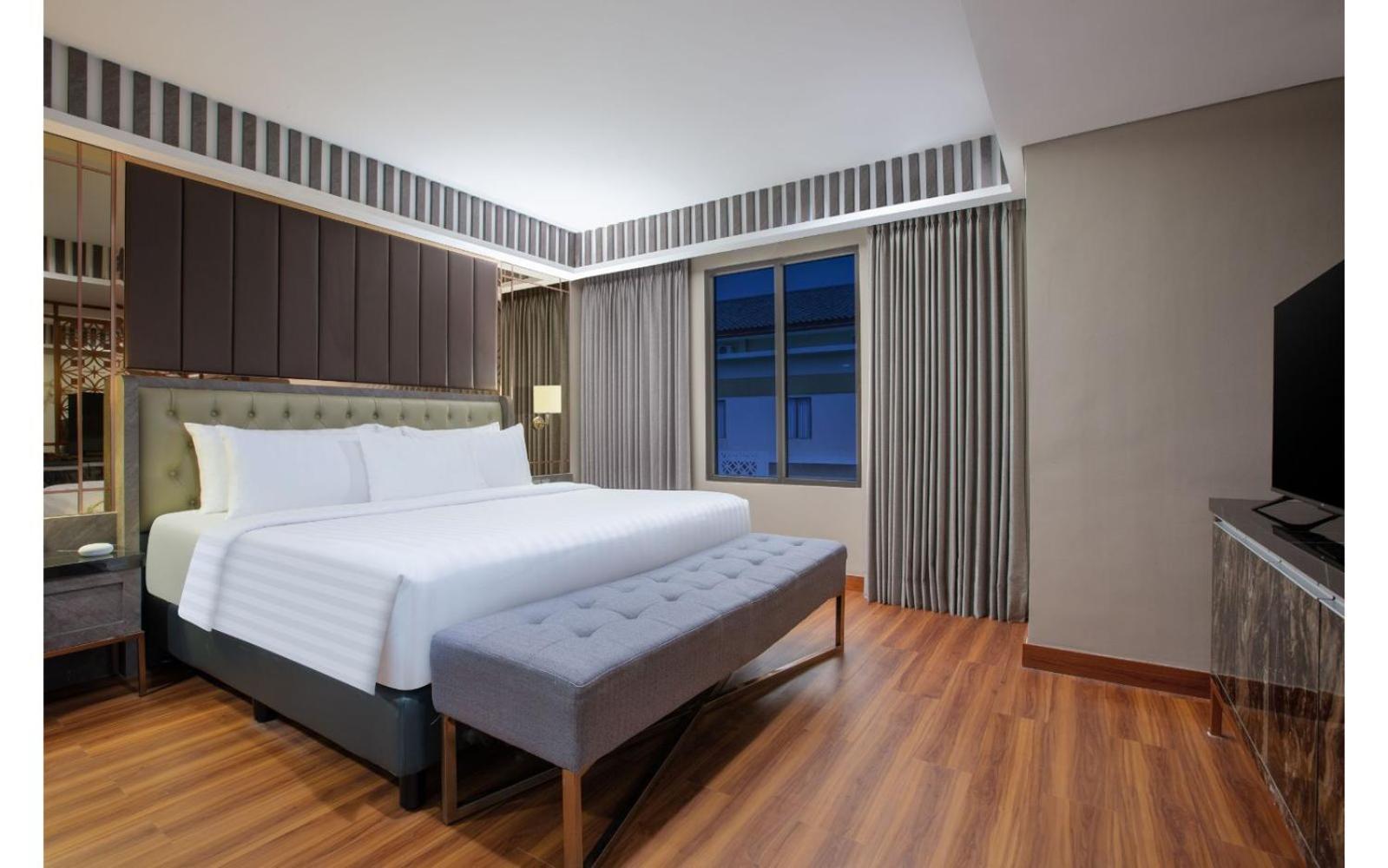 The Alana Hotel & Conference Center Malioboro Yogyakarta By Aston Exteriör bild
