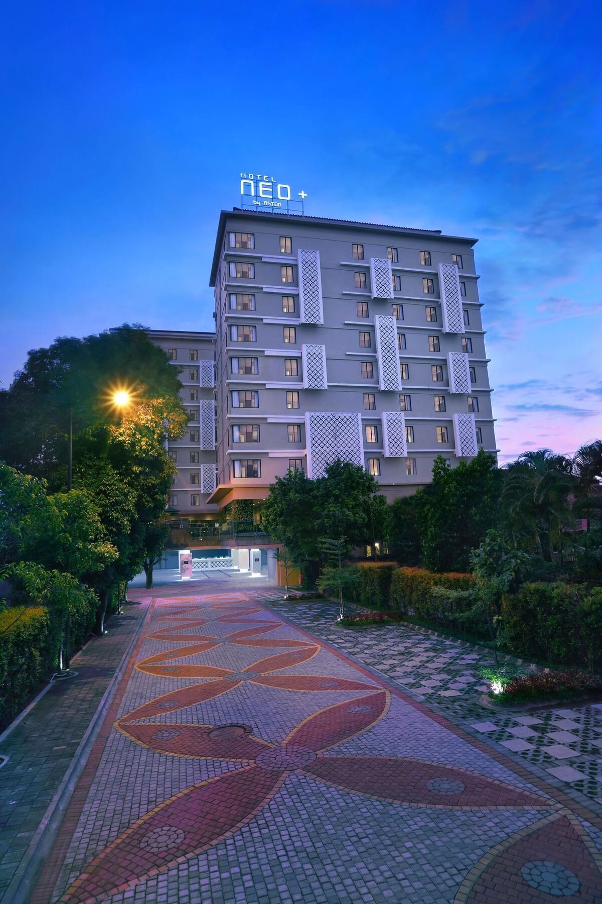 The Alana Hotel & Conference Center Malioboro Yogyakarta By Aston Exteriör bild