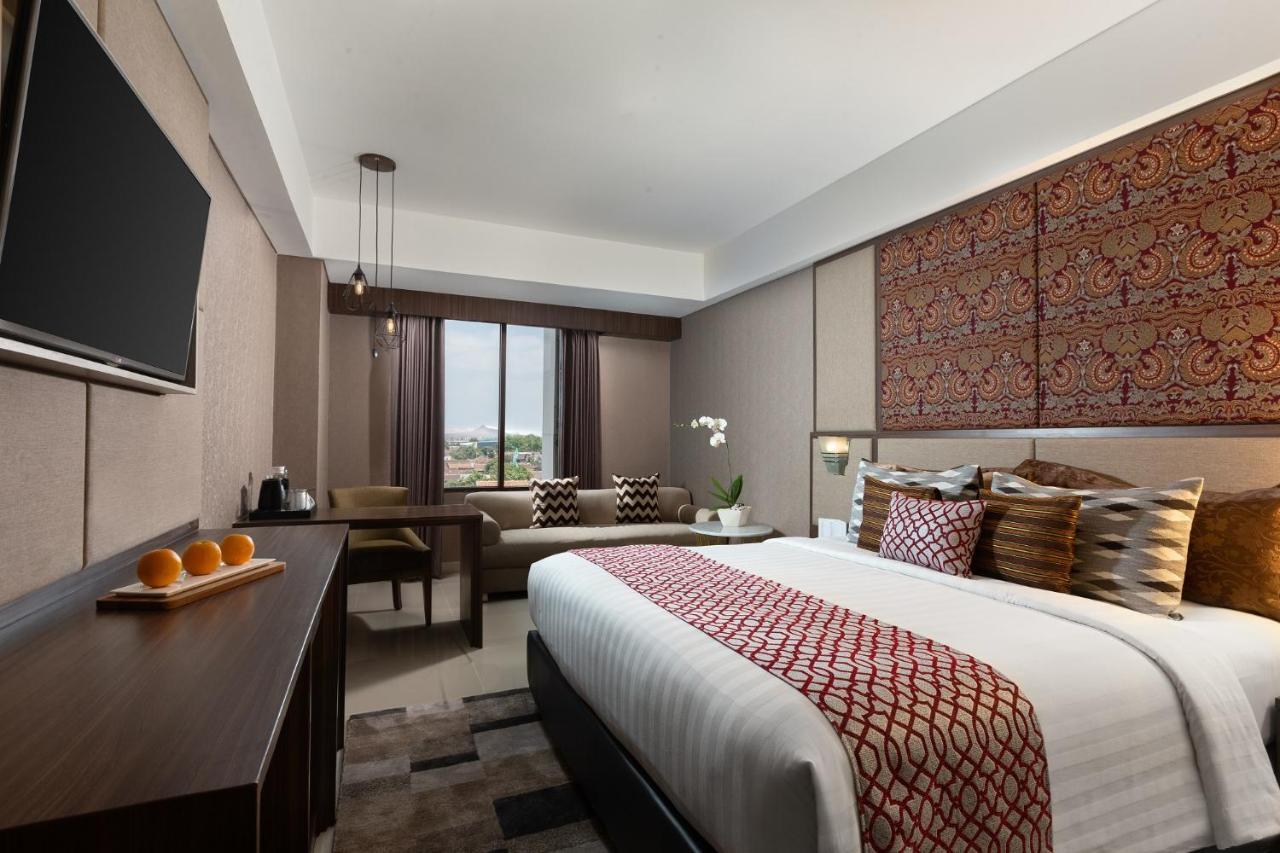 The Alana Hotel & Conference Center Malioboro Yogyakarta By Aston Exteriör bild